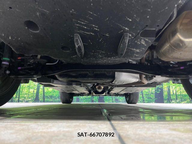 Toyota YARIS CROSS 2025-02 7227792-18
