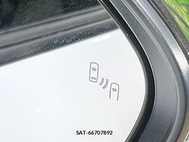 Toyota YARIS CROSS 2025-02 7227792-6