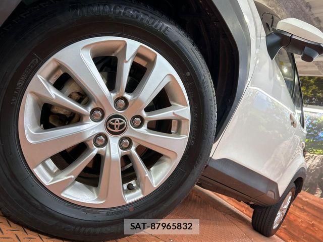 Toyota YARIS CROSS 2021-12 7227762-12
