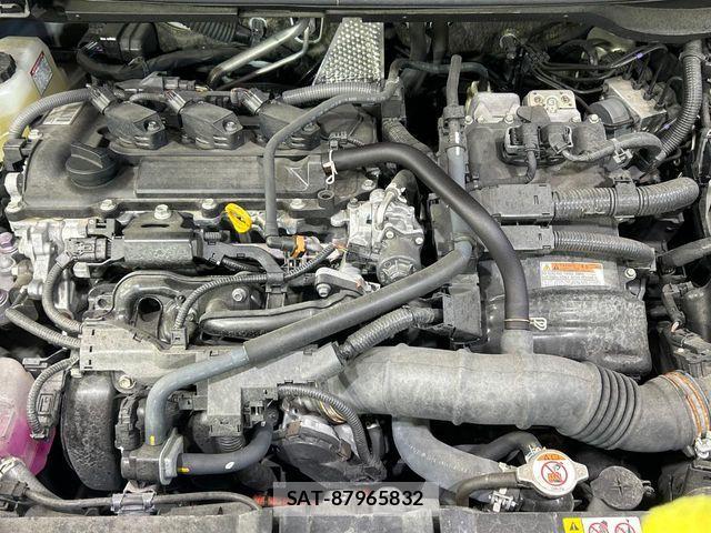 Toyota YARIS CROSS 2021-12 7227762-17