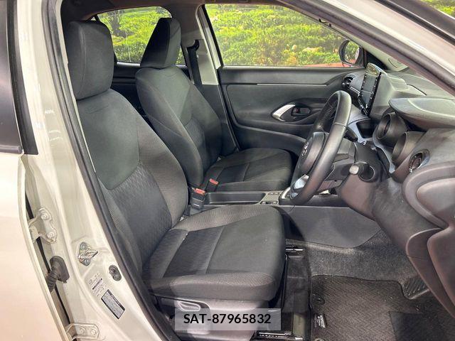 Toyota YARIS CROSS 2021-12 7227762-7