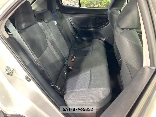 Toyota YARIS CROSS 2021-12 7227762-8