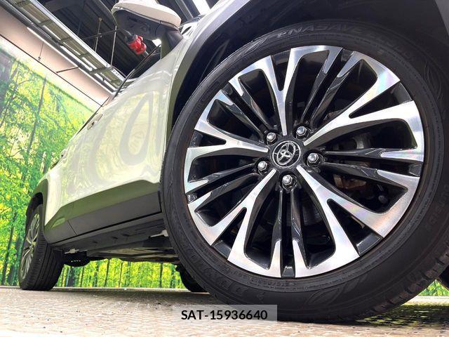 Toyota YARIS CROSS 2022-07 7227764-11