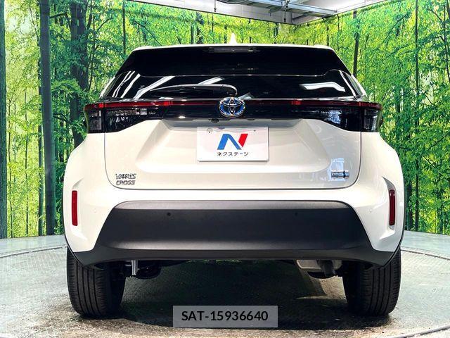 Toyota YARIS CROSS 2022-07 7227764-14