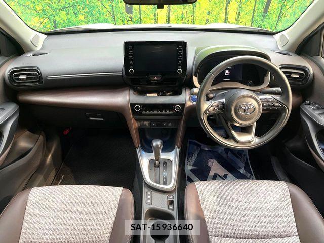 Toyota YARIS CROSS 2022-07 7227764-1