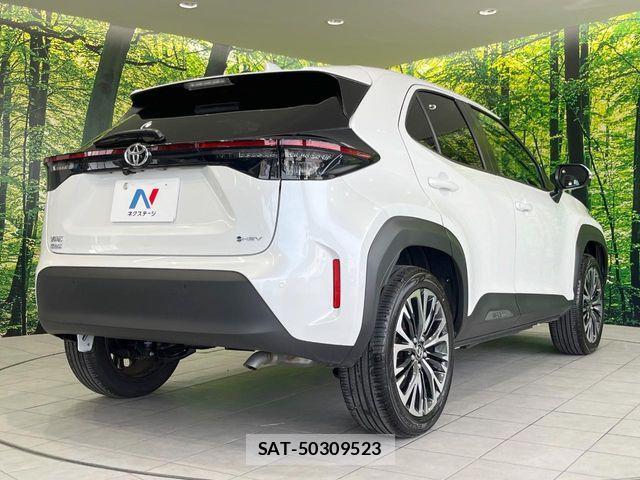 Toyota YARIS CROSS 2025-08 7227801-16