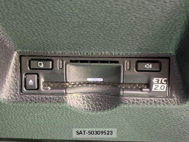 Toyota YARIS CROSS 2025-08 7227801-6