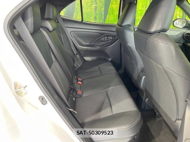 Toyota YARIS CROSS 2025-08 7227801-8