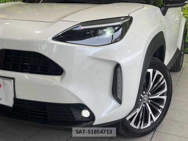 Toyota YARIS CROSS 2021-06 7227751-11