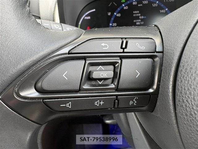 Toyota YARIS CROSS 2021-03 7227748-22