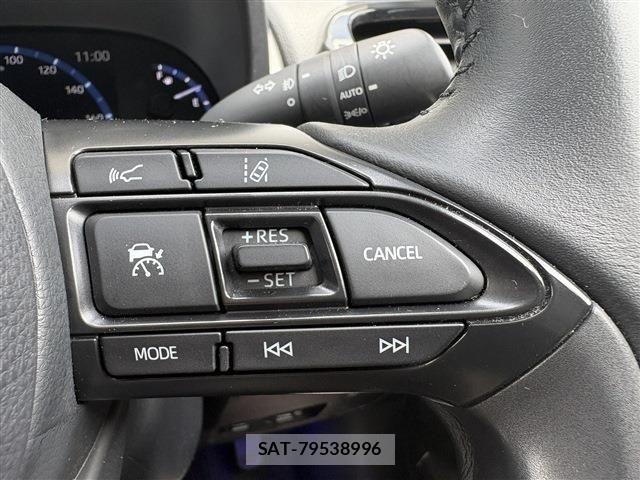 Toyota YARIS CROSS 2021-03 7227748-23