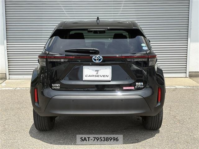 Toyota YARIS CROSS 2021-03 7227748-7