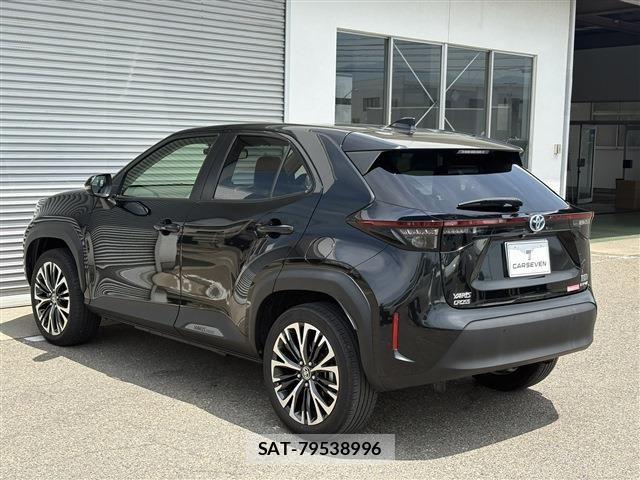Toyota YARIS CROSS 2021-03 7227748-8