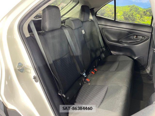 Toyota YARIS CROSS 2021-12 7227758-8