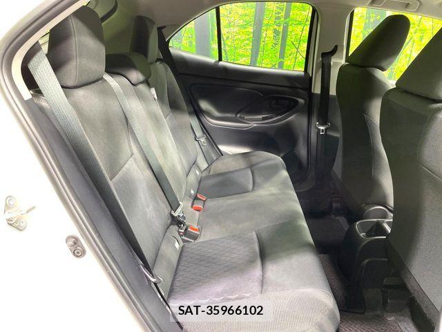 Toyota YARIS CROSS 2021-11 7227757-10