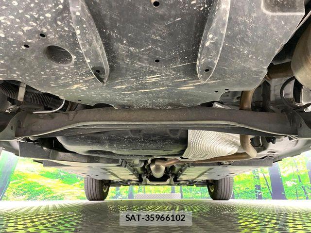 Toyota YARIS CROSS 2021-11 7227757-18