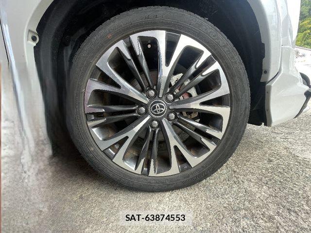 Toyota YARIS CROSS 2023-01 7227770-11