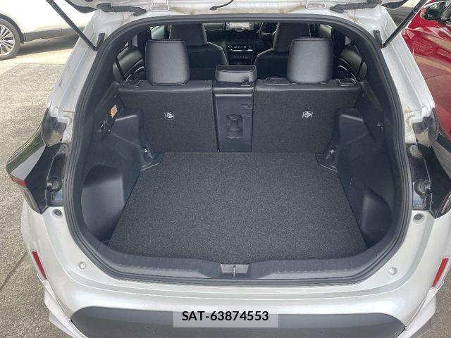 Toyota YARIS CROSS 2023-01 7227770-3