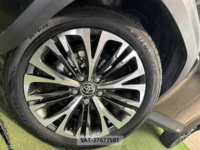 Toyota YARIS CROSS 2023-09 7227779-11