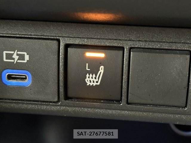 Toyota YARIS CROSS 2023-09 7227779-13