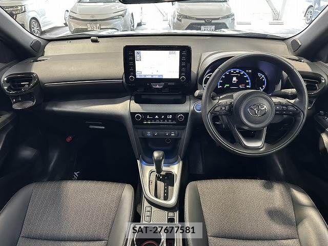 Toyota YARIS CROSS 2023-09 7227779-2