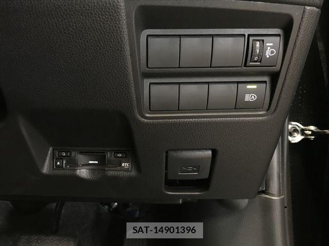 Toyota YARIS CROSS 2024-04 7227791-11