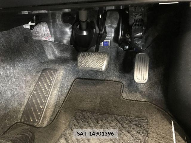 Toyota YARIS CROSS 2024-04 7227791-13