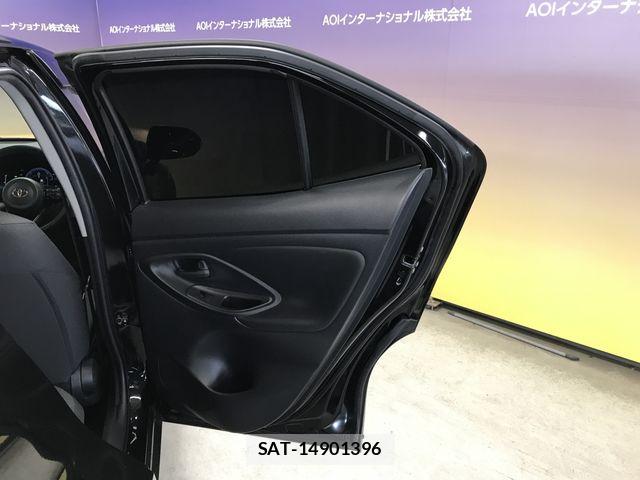 Toyota YARIS CROSS 2024-04 7227791-22