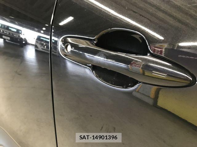 Toyota YARIS CROSS 2024-04 7227791-24