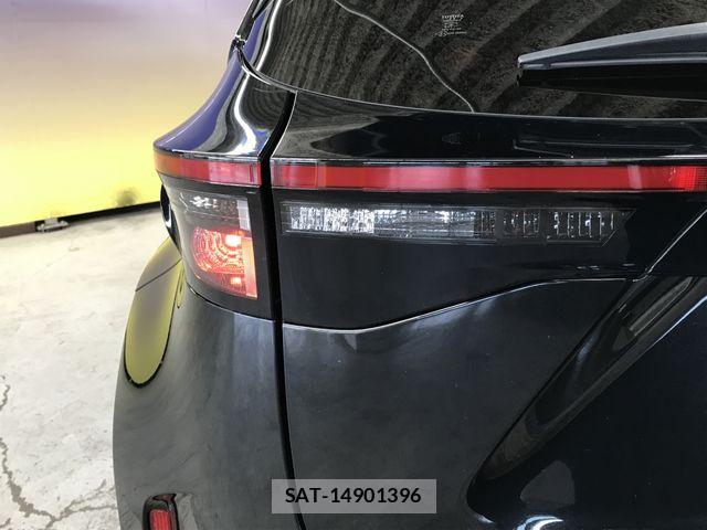 Toyota YARIS CROSS 2024-04 7227791-25