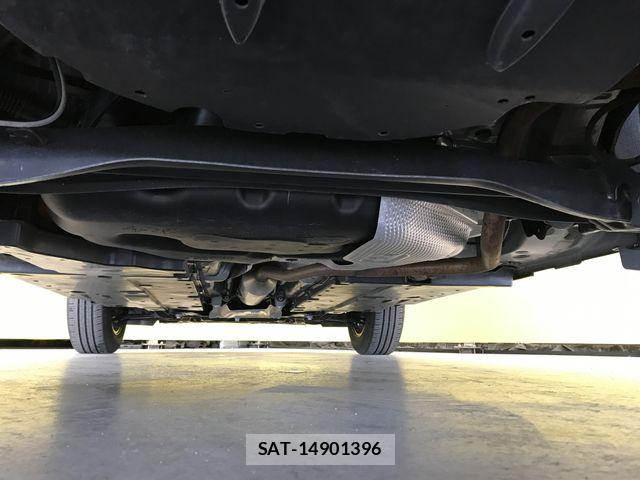 Toyota YARIS CROSS 2024-04 7227791-28