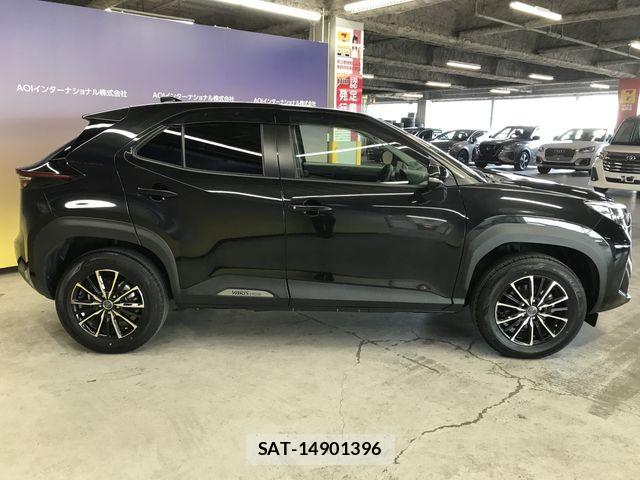 Toyota YARIS CROSS 2024-04 7227791-2
