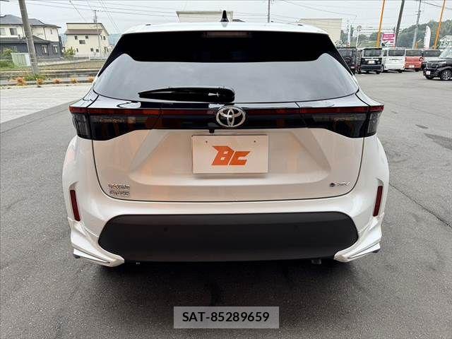 Toyota YARIS CROSS 2026-03 7227803-13