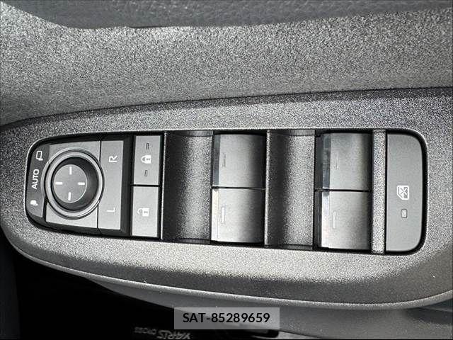 Toyota YARIS CROSS 2026-03 7227803-26