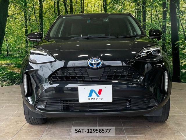 Toyota YARIS CROSS 2021-09 7227755-13
