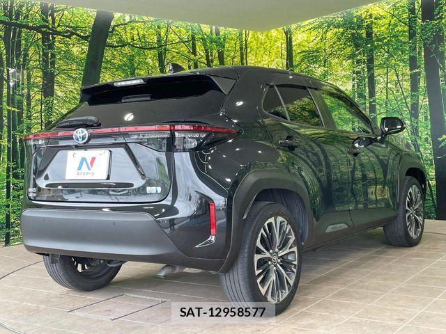 Toyota YARIS CROSS 2021-09 7227755-16