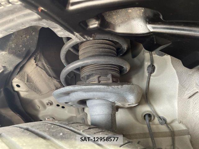 Toyota YARIS CROSS 2021-09 7227755-19