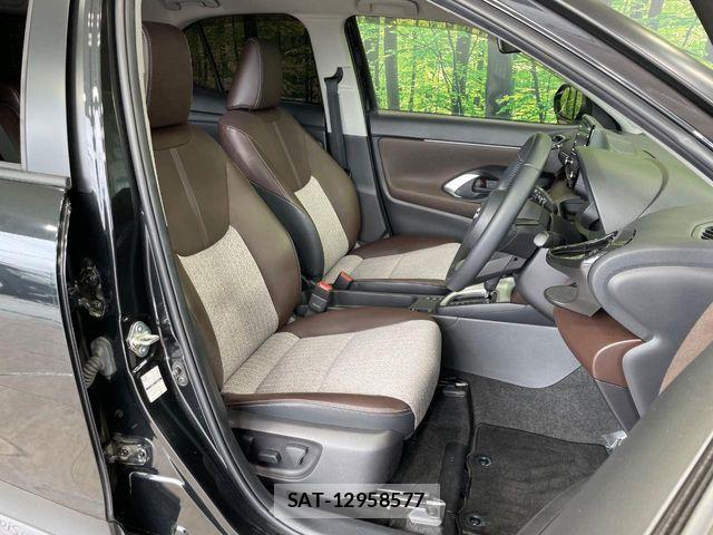 Toyota YARIS CROSS 2021-09 7227755-7