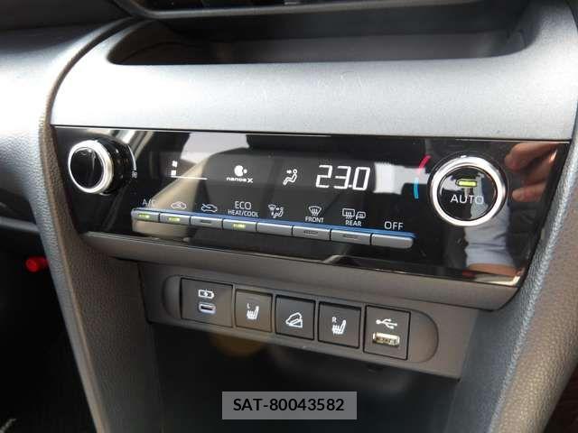 Toyota YARIS CROSS 2023-12 7227786-12