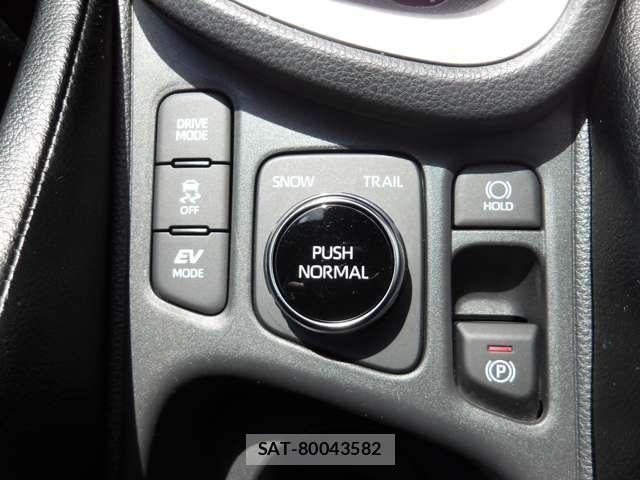Toyota YARIS CROSS 2023-12 7227786-13