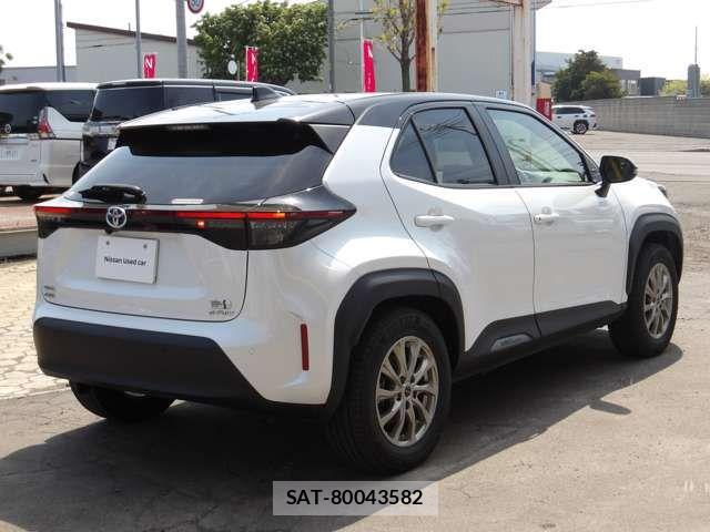 Toyota YARIS CROSS 2023-12 7227786-1