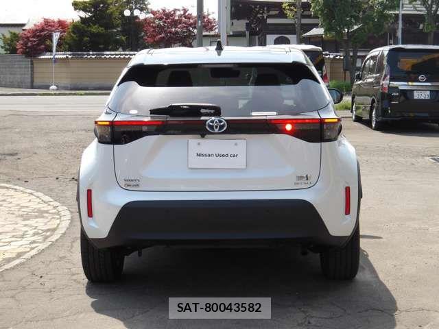 Toyota YARIS CROSS 2023-12 7227786-4