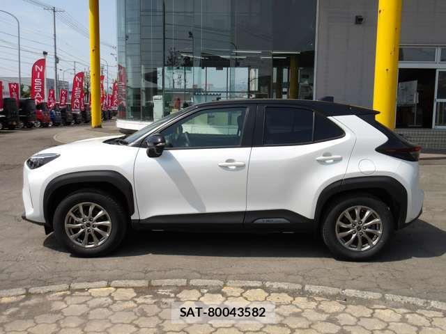Toyota YARIS CROSS 2023-12 7227786-6