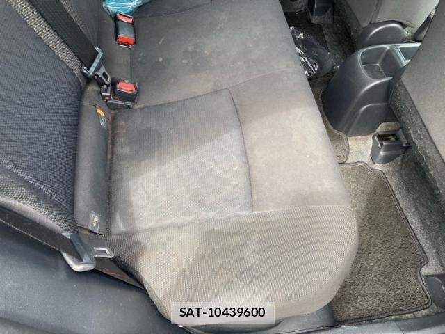Toyota YARIS CROSS 2021-03 7227752-26