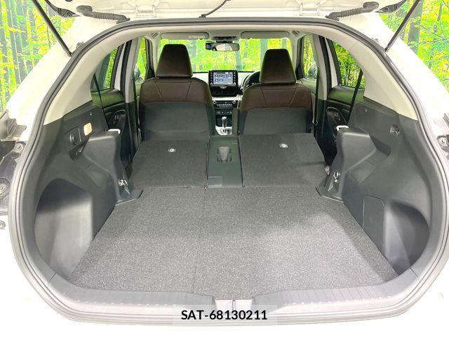 Toyota YARIS CROSS 2022-04 7227765-10