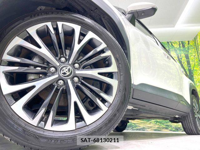 Toyota YARIS CROSS 2022-04 7227765-12