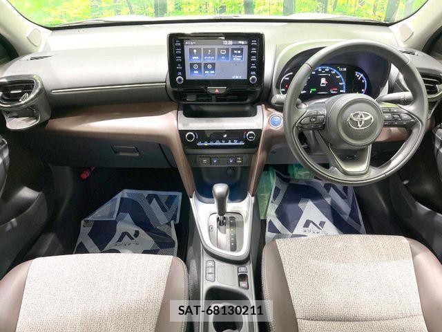 Toyota YARIS CROSS 2022-04 7227765-1
