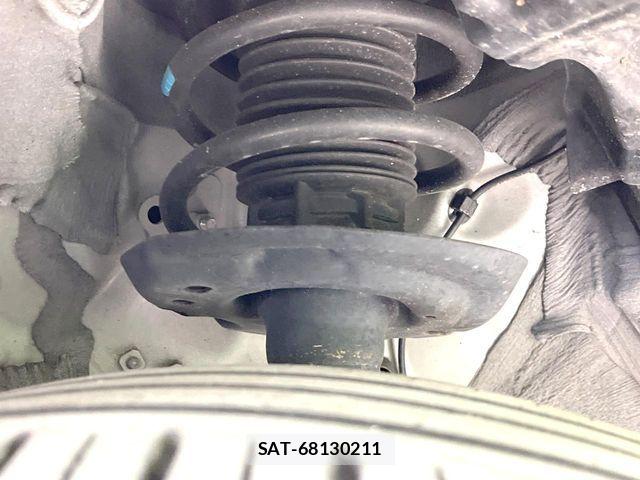 Toyota YARIS CROSS 2022-04 7227765-19