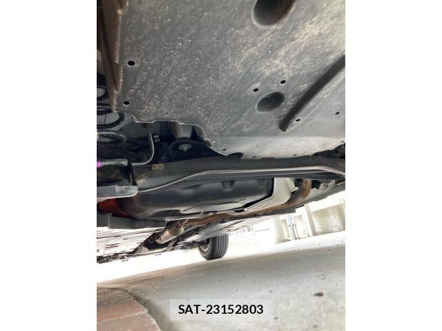 Toyota YARIS CROSS 2021-08 7227756-12