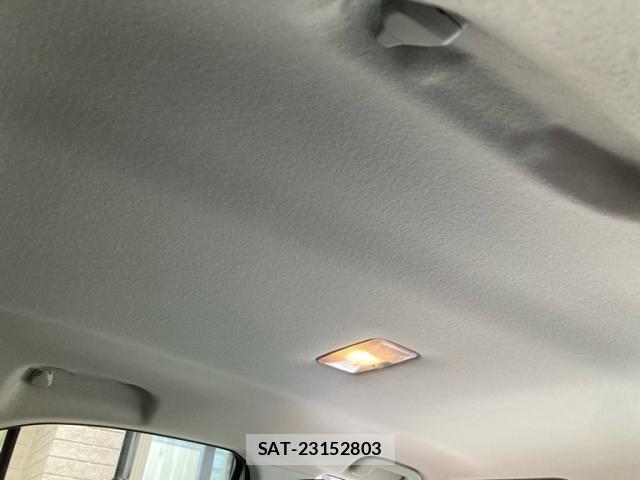 Toyota YARIS CROSS 2021-08 7227756-16